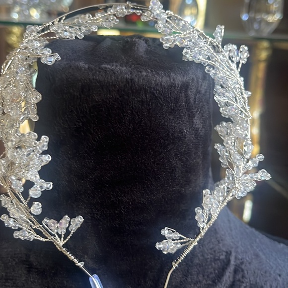 Two Brand new wedding head pieces - Picture 4 of 4